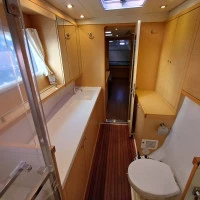 Charter a Lagoon Lagoon 450 F in Saint-Malo on Samboat