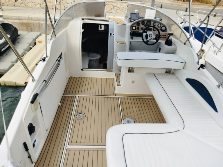 Charter a Rio Rio 700 Cruiser in Cala d'Or on Samboat