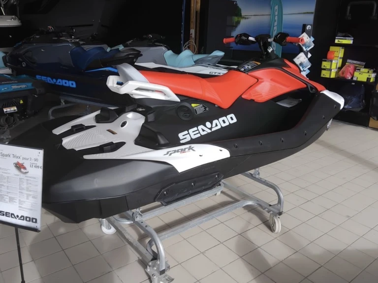 Jet ski to hire Capbreton at the best price