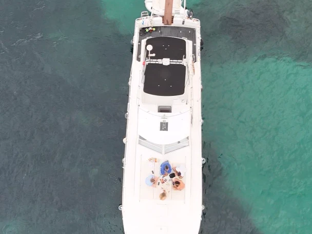 Yacht hire Dénia cheap Guy Couach 1400 Fly