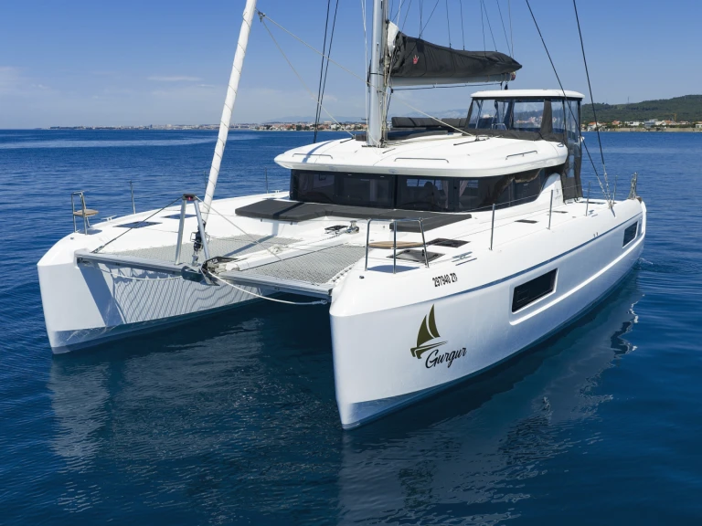 Yacht hire Sukošan cheap Lagoon 43