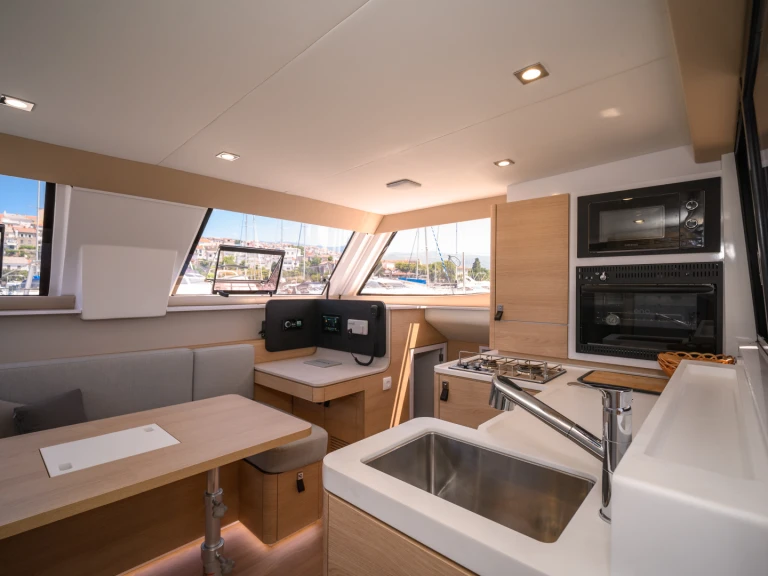 Yacht charter Novi Vinodolski - Aventura Aventura 37 on SamBoat