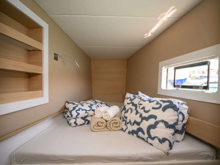 Hire a Aventura Aventura 37 Novi Vinodolski