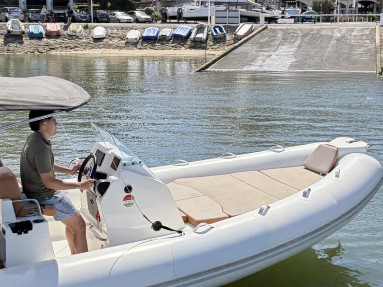 Hire RIB with or without skipper Zodiac Arcachon