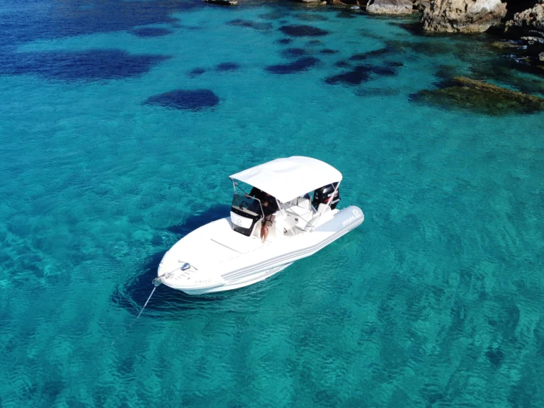 Yacht charter Santa Eulària des Riu - Zodiac N-ZO 600 on SamBoat