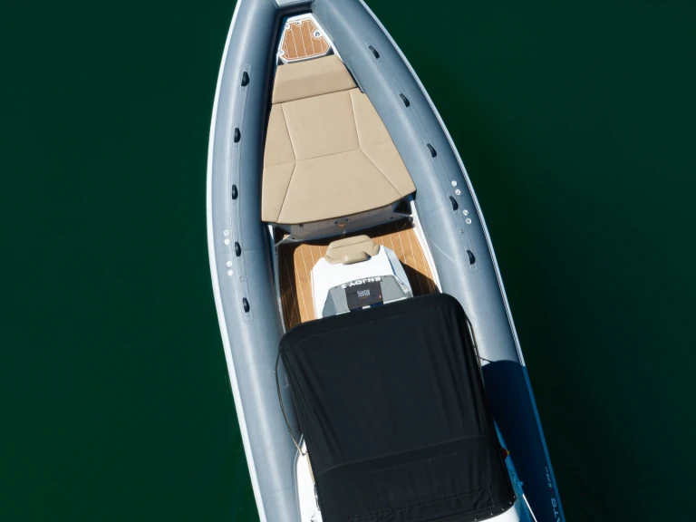 Yacht charter Altea - Italboats Stingher 28GT on SamBoat