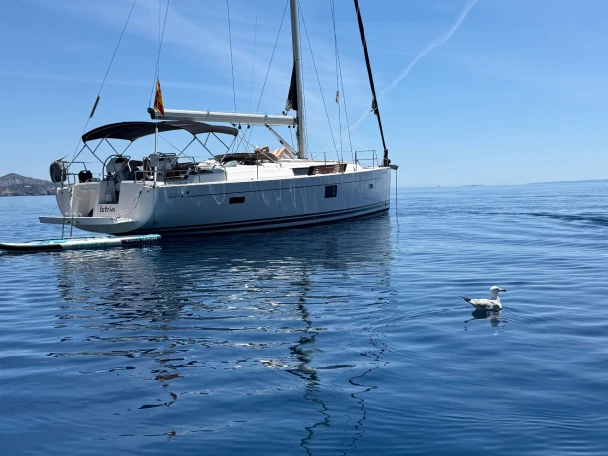 Sailboat to hire La Savina at the best price
