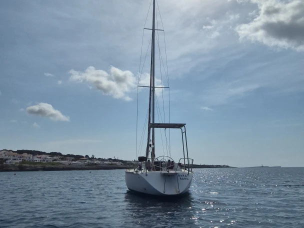 Charter a Dufour Dufour 39 in Marina deportiva de Menorca on Samboat