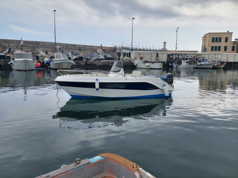 Yacht hire Sanremo cheap Fisherman 17