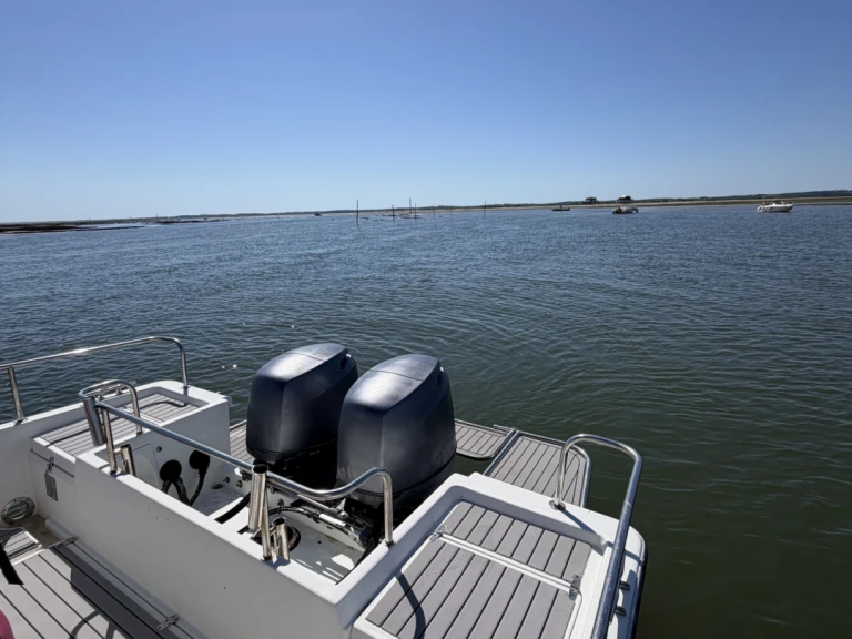 Yacht charter Arcachon - Beacher Beacher V8 on SamBoat