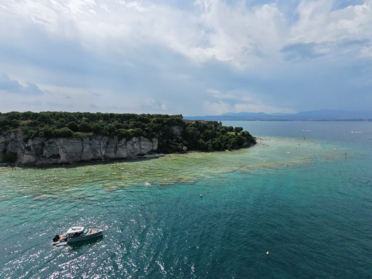 Saxdor Saxdor 320 GTO charter bareboat or skippered in  Sirmione