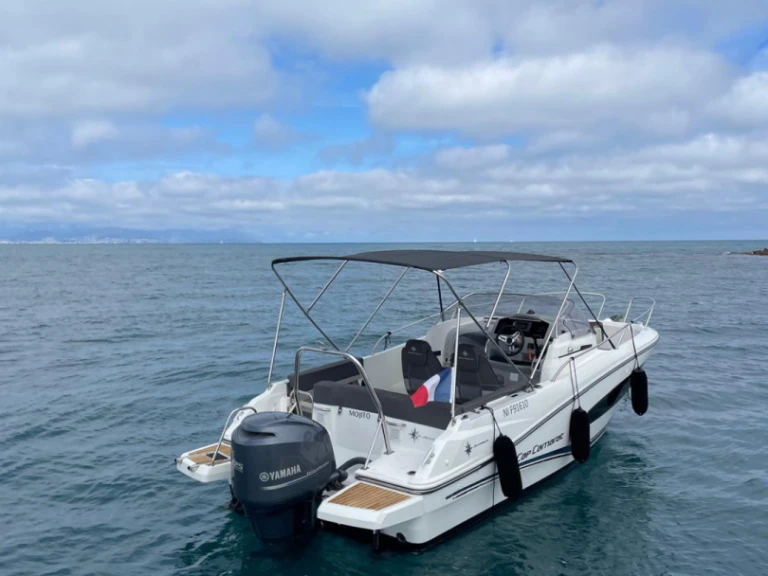 Motorboat to hire Antibes at the best price