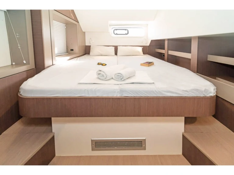 Catamaran to hire Sant Antoni de Portmany at the best price
