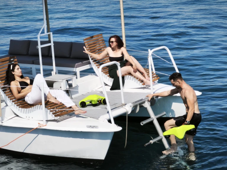 Charter a Capados Catabarge in Golfe-Juan on Samboat