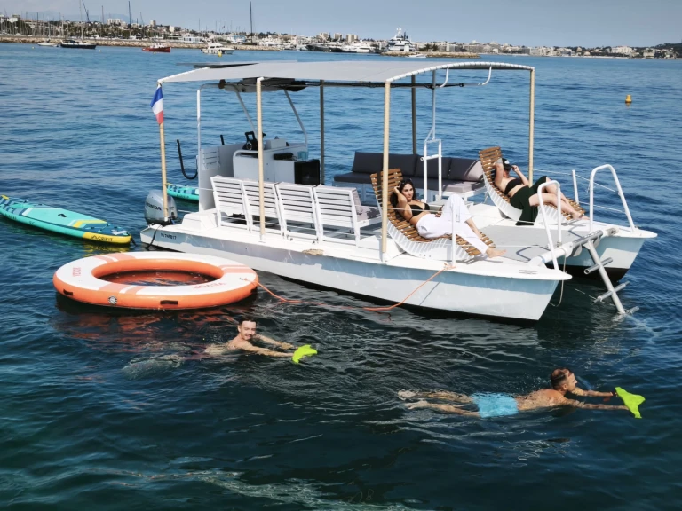 Hire Catamaran with or without skipper Capados Golfe-Juan