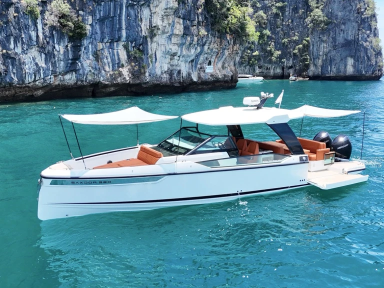 Yacht charter Split - Saxdor Saxdor 320 GTO on SamBoat