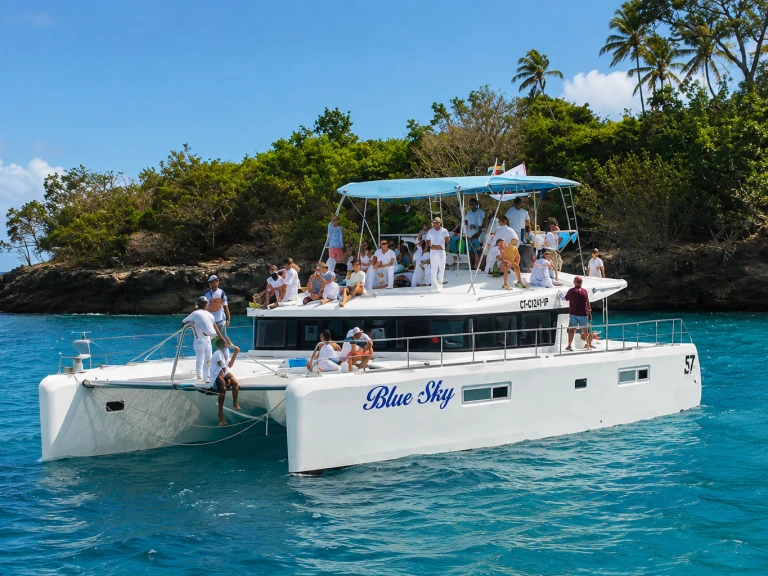 Custom Custom charter bareboat or skippered in  Sosúa