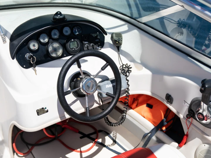 Hire Motorboat with or without skipper Sea Ray Cannes
