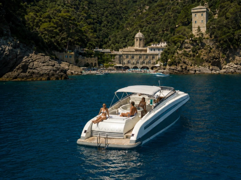 Charter a cherokee Cherokee 51 in Portofino on Samboat