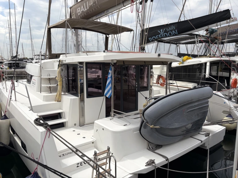 Catamaran hire in Alimos - Bali Bali 4.1
