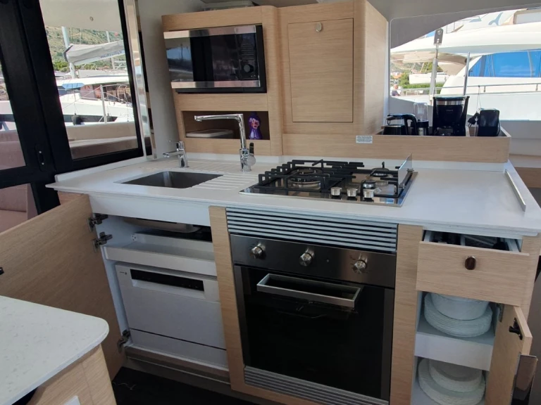 Hire a Fountaine Pajot FP 44 Seget Donji