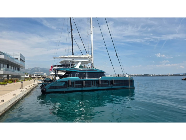 Yacht hire Kaštel Gomilica cheap Sunreef 70 Eco