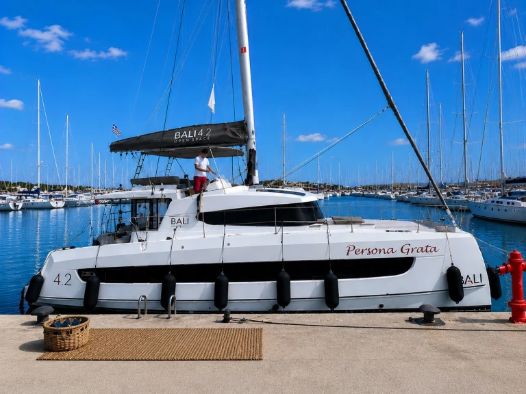 Hire a Bali Bali 4.2 Gouvia
