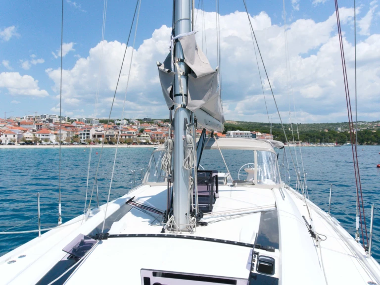 Hire Sailboat with or without skipper Bénéteau Primošten