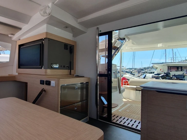 Charter a Fountaine Pajot FP 44 in Seget Donji on Samboat