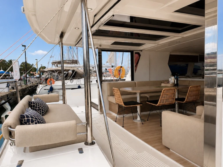 Hire a Bali Bali 4.2 Gouvia