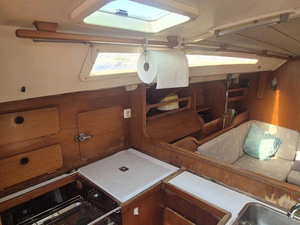 Dufour Dufour 39 charter bareboat or skippered in  Marina deportiva de Menorca