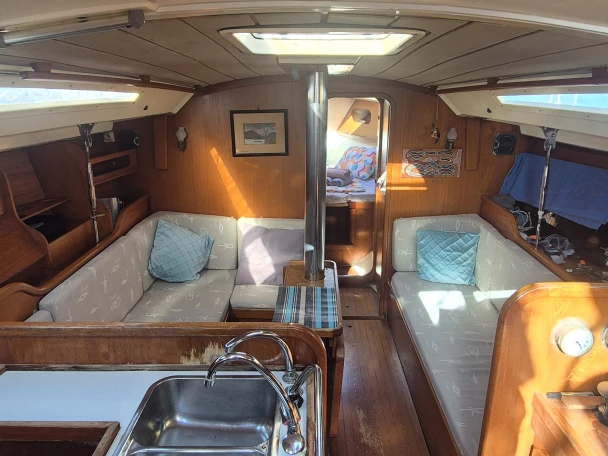 Yacht charter Marina deportiva de Menorca - Dufour Dufour 39 on SamBoat