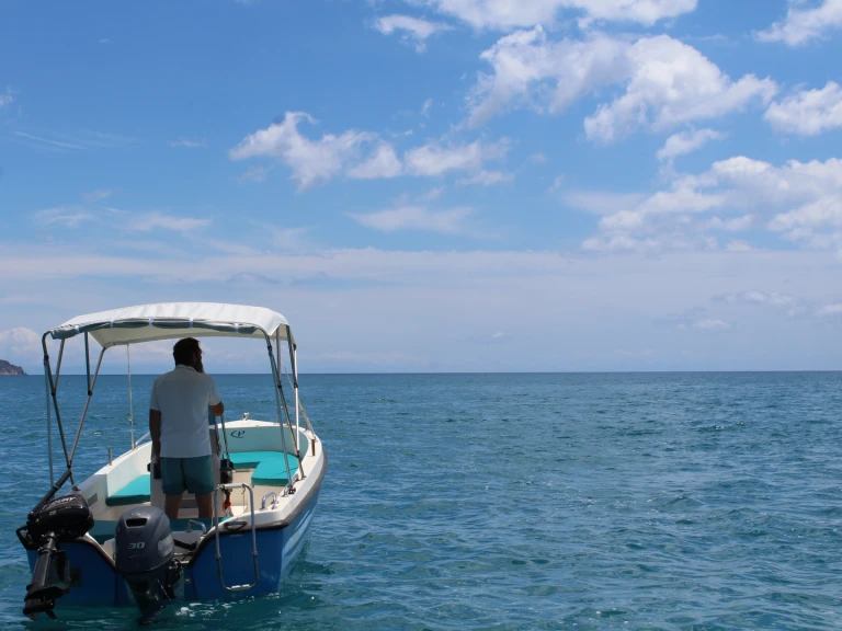 Poseidon Poseidon 5,40 charter bareboat or skippered in  Laganas