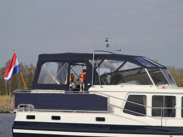 Hire Motorboat with or without skipper privateer Gaastmeer