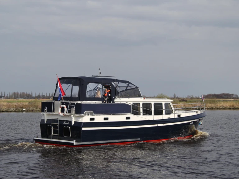 Motorboat to hire Gaastmeer at the best price