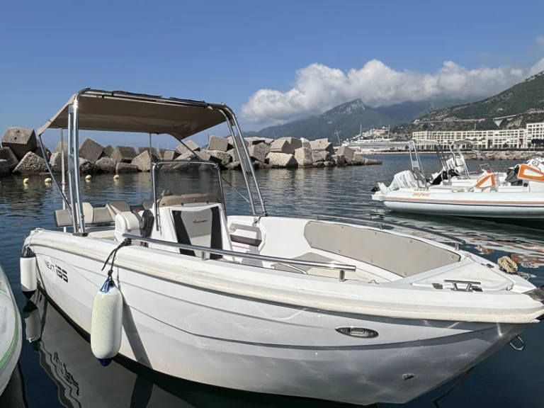 Hire Motorboat with or without skipper Next Salerno