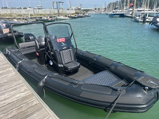 Hire a Highfield HIGHFIELD 700 La Trinité-sur-Mer