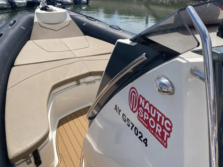 Hire a Bwa SPORT 28 GTO La Trinité-sur-Mer