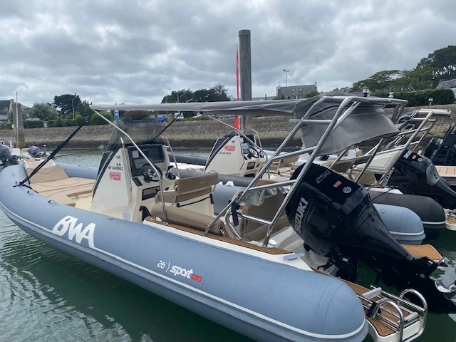 Charter a Bwa Sport 26 GTO in La Trinité-sur-Mer on Samboat
