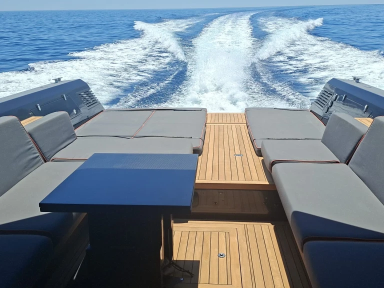 Hire a Wally Wally Power 47 Porto Badino