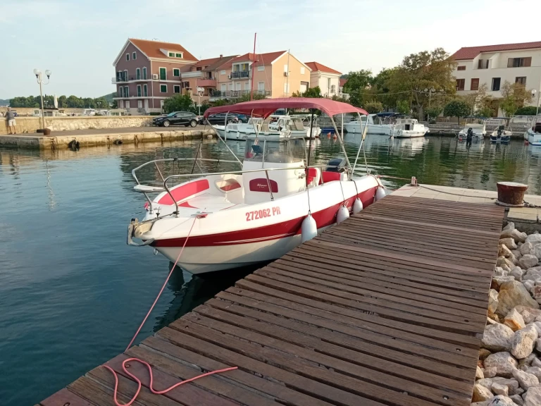 Hire a tancredi Blumax 21 Medulin