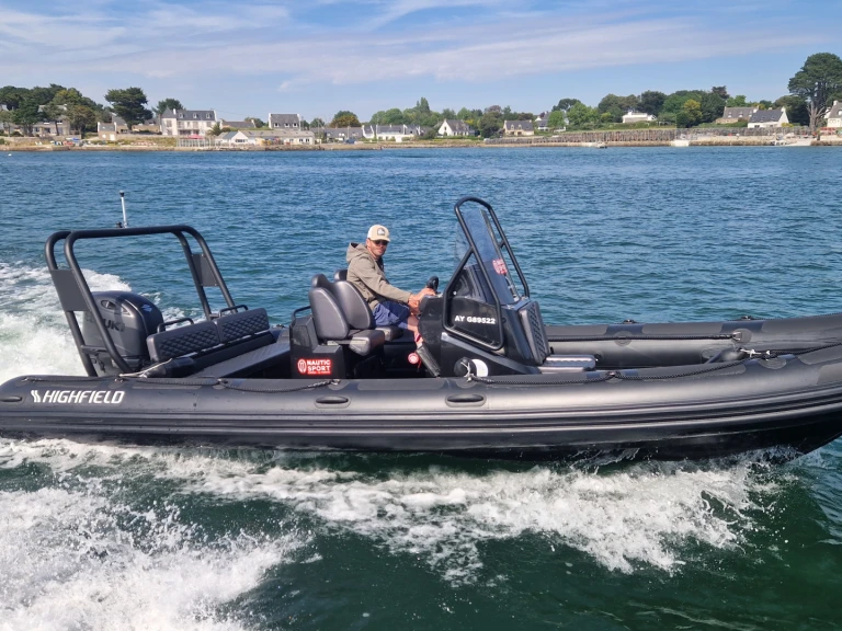 Highfield HIGHFIELD 700 charter bareboat or skippered in  La Trinité-sur-Mer
