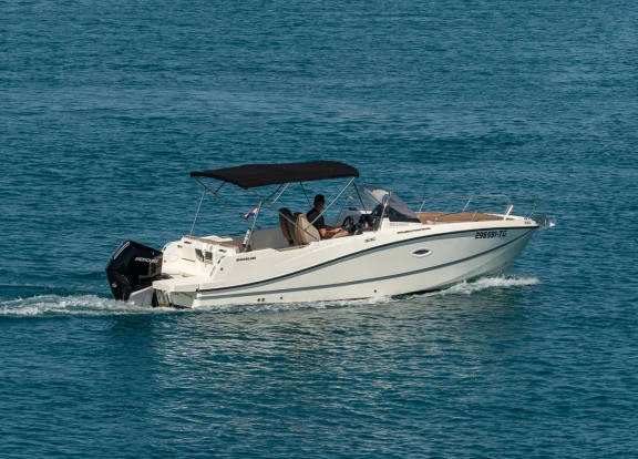 Yacht charter Split - Quicksilver Activ 755 Sundeck on SamBoat