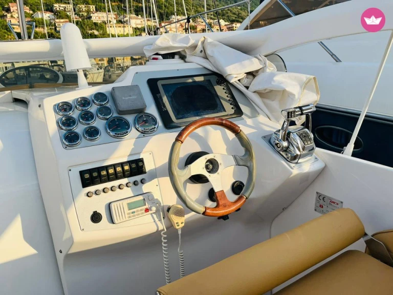 Charter a Sacs Sacs S 34 Orgasmo in Vibo Marina on Samboat