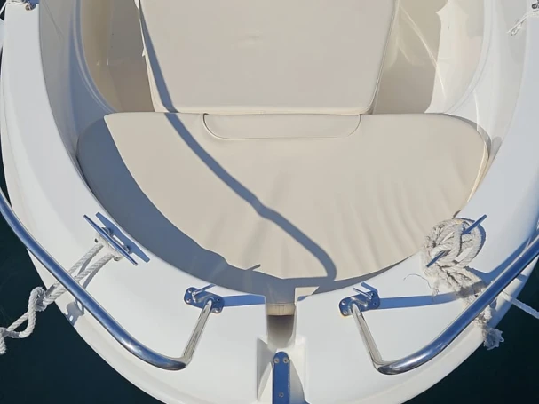 Yacht charter Mandelieu-la-Napoule - Jeanneau Cap Camarat 515 Style on SamBoat