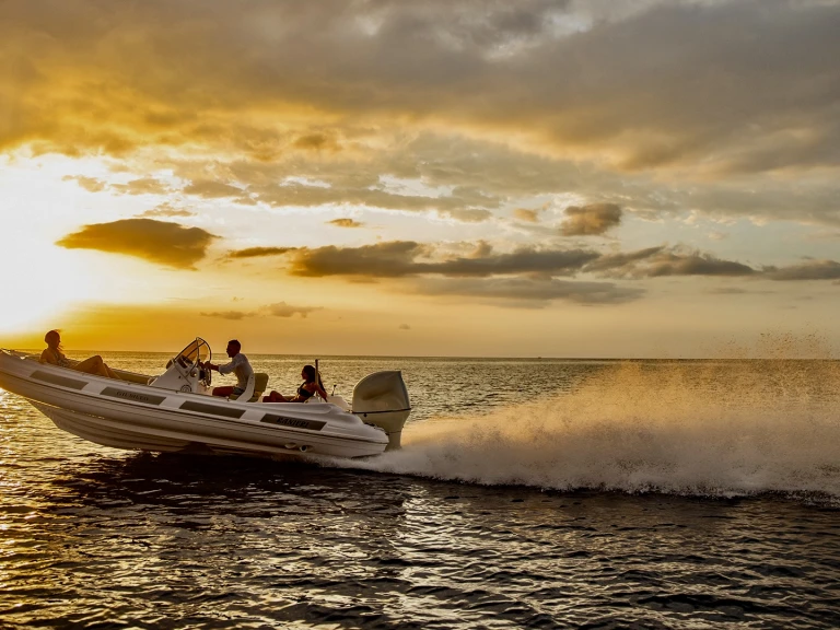 Motorboat hire in Talamone - Ranieri Giubileo