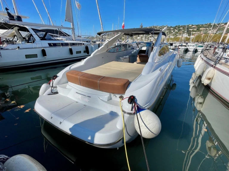 Yacht charter Cannes - Sunseeker Superhawk 48 on SamBoat
