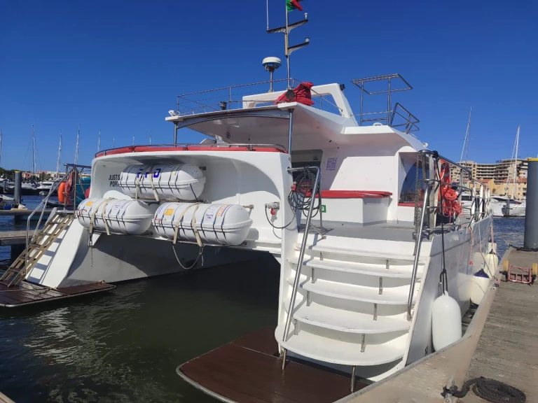 Yacht charter Vilamoura - Nautiber Custom on SamBoat