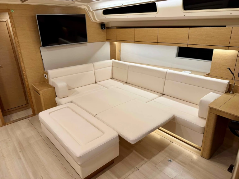 Hire Sailboat Hanse with a boat licence