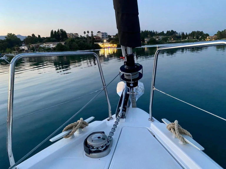 Hire Sailboat Bénéteau with a boat licence